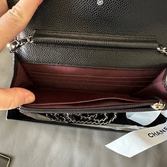 Chanel Wallet on Chain - Picture 10 of 16